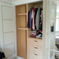 Bespoke Fitted Wardrobe in London 10